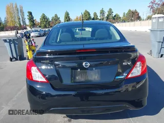 2016 Nissan Versa S z VIN 3N1CN7APXGL828172, wystawiony jako IAAI lot #40830717 z przebiegiem 53 910 mil mil oraz . Historia ofert i sprzedaży dostępna na DreamBid. Obrazek 16.