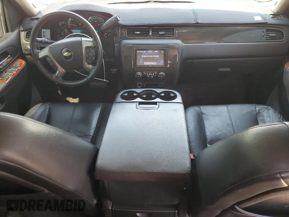2011 Chevrolet Tahoe LS with VIN 1GNSCAE09BR139659, listed as a Copart auction lot 52492505 with 97,365 mi miles and Salvage title. Bid and sale history available at DreamBid. Image 8.