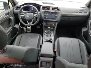 2022 Volkswagen Tiguan SE R-Line Black with VIN 3VVCB7AX4NM157094, listed as a Copart auction lot 43133995 with 17,124 mi miles and Salvage Title. Bid and sale history available at carsss.com. Image 8.