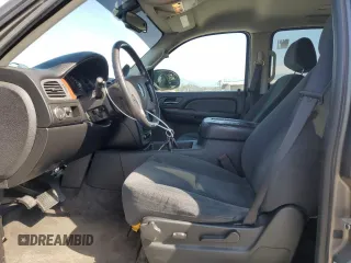 2008 GMC Yukon XL SLT with VIN 1GKFC16088R203521, listed as a Copart auction lot 45538025 with 136,944 mi miles and Salvage Title. Bid and sale history available at carsss.com. Image 7.