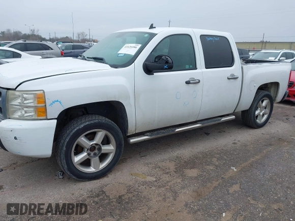 2009 Chevrolet Silverado 1500 LT with VIN 3GCEK23M29G171321, listed as a IAAI auction lot 41626086 with 302,921 mi miles and . Bid and sale history available at DreamBid. Image 2.