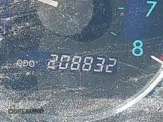 2007 Toyota Sienna CE with VIN 5TDZK23C27S013214, listed as a IAAI auction lot 42192349 with 208,832 mi miles and . Bid and sale history available at DreamBid. Image 7.