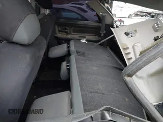 2018 Ram 2500 Tradesman z VIN 3C6UR5CL0JG369584, wystawiony jako IAAI lot #41424493 z przebiegiem Nie podano mil oraz . Historia ofert i sprzedaży dostępna na DreamBid. Obrazek 8.