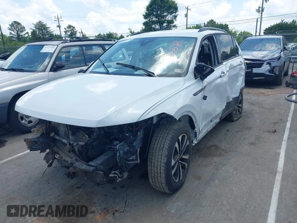 2024 Volkswagen Tiguan S with VIN 3VVFB7AX7RM030830, listed as a IAAI auction lot 42279861 with 42,714 mi miles and . Bid and sale history available at DreamBid. Image 6.