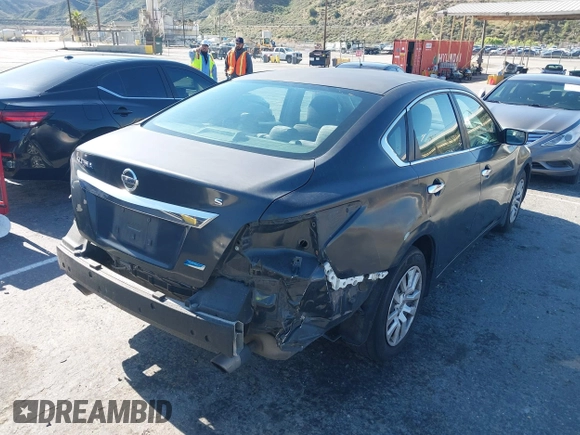 2013 Nissan Altima S with VIN 1N4AL3AP1DN419031, listed as a IAAI auction lot 42127791 with 129,254 mi miles and . Bid and sale history available at DreamBid. Image 4.