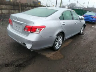 2011 Lexus ES with VIN JTHBK1EG7B2435831, listed as a IAAI auction lot 42007290 with Not Provided miles. Bid and sale history available at carsss.com. Image 4.