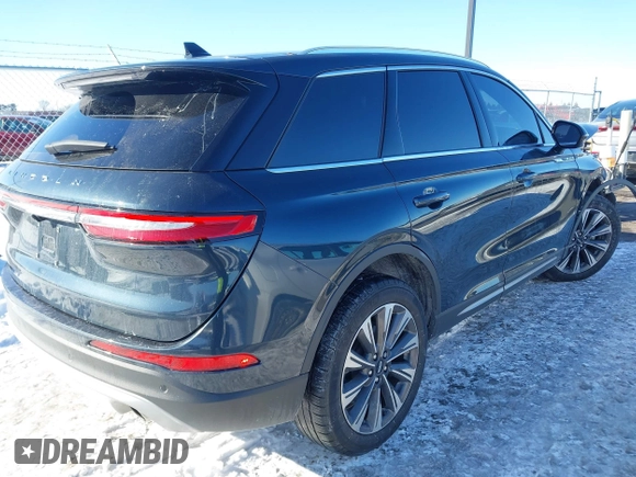 2021 Lincoln Corsair Reserve z VIN 5LMCJ2D90MUL06413, wystawiony jako IAAI lot #41625848 z przebiegiem 26 490 mil mil oraz . Historia ofert i sprzedaży dostępna na DreamBid. Obrazek 4.