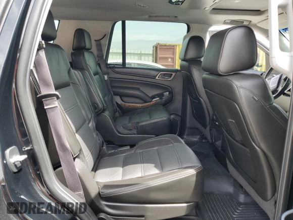 2015 GMC Yukon Denali z VIN 1GKS2CKJ9FR609462, wystawiony jako Copart lot #56685575 z przebiegiem 125 679 mil mil oraz Szkoda całkowita • Salvage title. Historia ofert i sprzedaży dostępna na DreamBid. Obrazek 11.