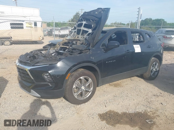 2023 Chevrolet Blazer LT z VIN 3GNKBCR41PS222938, wystawiony jako IAAI lot #42168081 z przebiegiem Nie podano mil oraz . Historia ofert i sprzedaży dostępna na DreamBid. Obrazek 2.