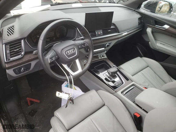 2021 Audi Q5 Sportback Premium Plus with VIN WA15AAFY7M2104351, listed as a Copart auction lot 40047924 with NaN miles. Bid and sale history available at carsss.com. Image 8.