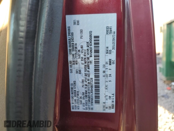 2005 Ford Econoline Passenger XL with VIN 1FBNE31LX5HB07328, listed as a Copart auction lot 80630434 with 173,474 mi miles and Salvage Title. Bid and sale history available at carsss.com. Image 13.