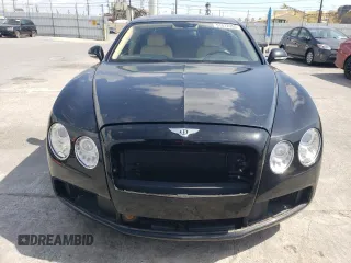 2014 Bentley Flying Spur z VIN SCBEC9ZA2EC095912, wystawiony jako Copart lot #51672955 z przebiegiem 42 555 mil mil oraz Szkoda całkowita • Salvage title. Historia ofert i sprzedaży dostępna na DreamBid. Obrazek 5.
