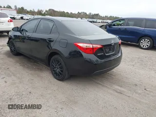 2018 Toyota Corolla L z VIN 2T1BURHEXJC098608, wystawiony jako IAAI lot #41168514 z przebiegiem 134 623 mil mil oraz . Historia ofert i sprzedaży dostępna na DreamBid. Obrazek 3.
