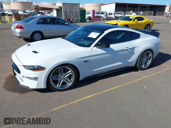 2021 Ford Mustang GT z VIN 1FA6P8CF5M5142279, wystawiony jako IAAI lot #42165065 z przebiegiem 30 109 mil mil oraz . Historia ofert i sprzedaży dostępna na DreamBid. Obrazek 18.