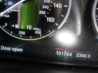2014 BMW 6 Series 640i xDrive with VIN WBA6B8C58EDZ72405, listed as a IAAI auction lot 42076517 with 101,704 mi miles. Bid and sale history available at carsss.com. Image 15.