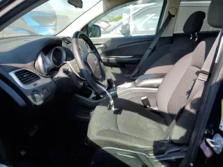 2017 Dodge Journey SE with VIN 3C4PDCAB5HT551852, listed as a Copart auction lot 53295975 with 71,921 mi miles and Clean Title. Bid and sale history available at carsss.com. Image 7.