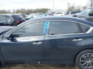 2016 Nissan Altima S with VIN 1N4AL3AP2GN380146, listed as a IAAI auction lot 41936799 with 69,764 mi miles and . Bid and sale history available at carsss.com. Image 14.