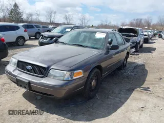 2007 Ford Police Interceptor z VIN 2FAFP71W97X155407, wystawiony jako IAAI lot #41881583 z przebiegiem Nie podano mil oraz . Historia ofert i sprzedaży dostępna na DreamBid. Obrazek 17.