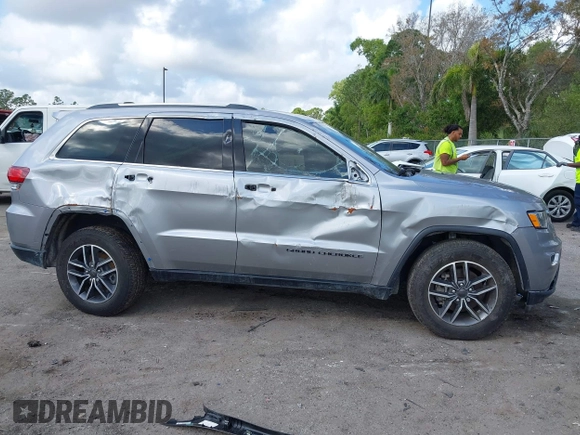 2020 Jeep Grand Cherokee Limited with VIN 1C4RJEBG1LC245405, listed as a IAAI auction lot 41489446 with 33,052 mi miles. Bid and sale history available at carsss.com. Image 6.