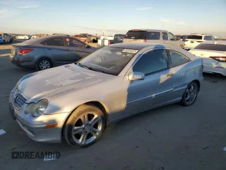 2002 Mercedes-Benz C 230/260/280/320 with VIN WDBRN47J12A169440, listed as a Copart auction lot 88364835 with 206,009 mi miles and Salvage Title. Bid and sale history available at DreamBid. Image 1.