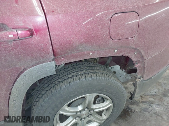 2019 GMC Acadia SLE z VIN 1GKKNRLA6KZ247285, wystawiony jako IAAI lot #41393392 z przebiegiem 97 199 mil mil oraz . Historia ofert i sprzedaży dostępna na DreamBid. Obrazek 19.