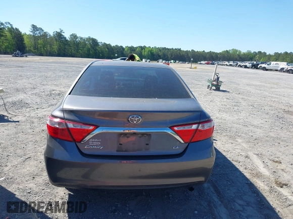 2017 Toyota Camry XLE with VIN 4T1BF1FK2HU279053, listed as a IAAI auction lot 42050455 with 100,896 mi miles. Bid and sale history available at carsss.com. Image 16.