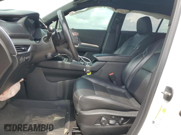 2021 Cadillac XT4 FWD Premium Luxury with VIN 1GYFZCR44MF080763, listed as a Copart auction lot 54059525 with 46,319 mi miles and Salvage Title. Bid and sale history available at carsss.com. Image 7.