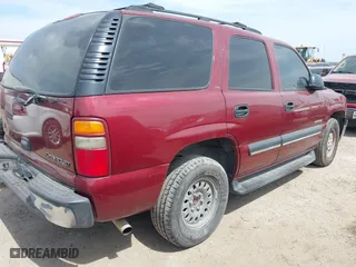 2002 Chevrolet Tahoe LT with VIN 1GNEC13Z62R270370, listed as a IAAI auction lot 42066123 with 340,750 mi miles. Bid and sale history available at carsss.com. Image 4.