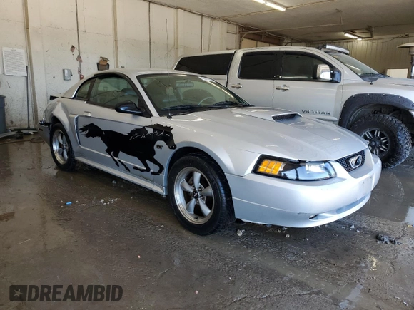 2001 Ford Mustang GT Deluxe with VIN 1FAFP42X91F185242, listed as a Copart auction lot 49330035 with 90,456 mi miles and Salvage Title. Bid and sale history available at carsss.com. Image 4.