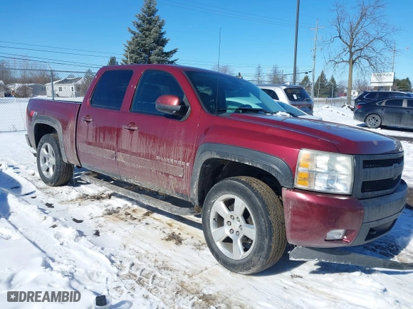2008 Chevrolet Silverado 1500 LTZ with VIN 3GCEK13338G277180, listed as a IAAI auction lot 41628926 with 242,920 mi miles. Bid and sale history available at carsss.com. Image 1.