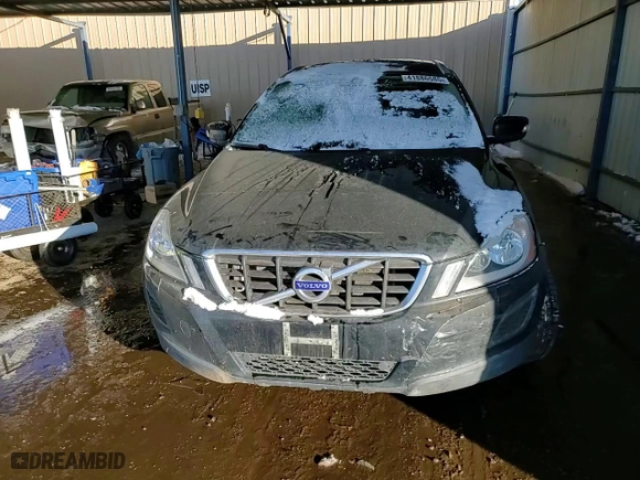 2013 Volvo XC60 T6 with VIN YV4902DZ5D2445725, listed as a Copart auction lot 41886585 with 96,094 mi miles and Salvage Title. Bid and sale history available at carsss.com. Image 12.