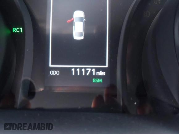2023 Toyota Camry SE z VIN 4T1T11AK0PU153203, wystawiony jako IAAI lot #38763517 z przebiegiem 11 171 mil mil oraz . Historia ofert i sprzedaży dostępna na DreamBid. Obrazek 7.