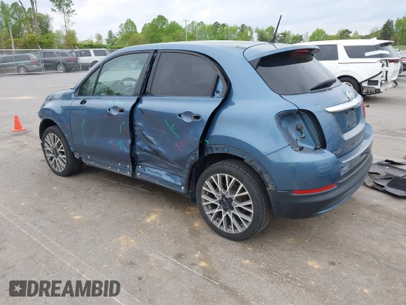 2017 FIAT 500X Lounge with VIN ZFBCFXDB1HP639672, listed as a IAAI auction lot 42033838 with 71,542 mi miles and . Bid and sale history available at DreamBid. Image 3.