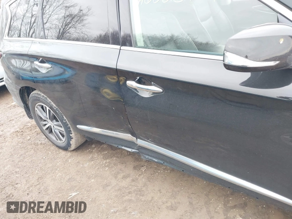 2019 Infiniti QX60 LUXE with VIN 5N1DL0MN0KC549550, listed as a IAAI auction lot 41622372 with 67,263 mi miles. Bid and sale history available at carsss.com. Image 17.