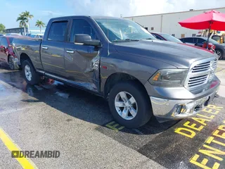 2015 Ram 1500 Big Horn z VIN 1C6RR7TM8FS578243, wystawiony jako IAAI lot #41936059 z przebiegiem 120 623 mil mil oraz . Historia ofert i sprzedaży dostępna na DreamBid. Obrazek 1.