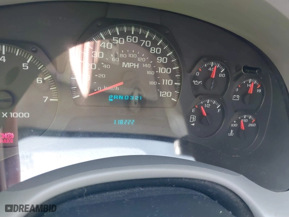 2005 Chevrolet TrailBlazer LS with VIN 1GNET16S156207066, listed as a IAAI auction lot 39877734 with 118,222 mi miles. Bid and sale history available at carsss.com. Image 7.