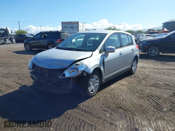 2012 Nissan Versa S z VIN 3N1BC1CP3CK800662, wystawiony jako IAAI lot #41789261 z przebiegiem 55 852 mil mil oraz . Historia ofert i sprzedaży dostępna na DreamBid. Obrazek 6.
