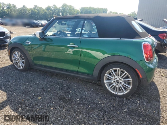 2020 MINI Convertible Cooper с VIN WMWWJ3C07L3M02795, выставлен на аукционе Copart как лот 61579105 с пробегом 66 807 миль миль и Списание • Salvage title. История ставок и продаж доступна на DreamBid. Изображение 2.
