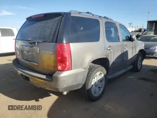 2011 GMC Yukon SLE with VIN 1GKS2AE0XBR381263, listed as a Copart auction lot 86322264 with 124,145 mi miles and Salvage Title. Bid and sale history available at carsss.com. Image 3.