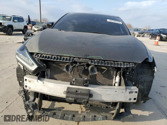 2020 Nissan Maxima SR with VIN 1N4AA6EVXLC366646, listed as a Copart auction lot 44740745 with 104,100 mi miles and Salvage Title. Bid and sale history available at DreamBid. Image 5.