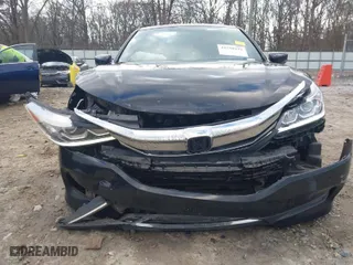 2016 Honda Accord Sedan Sport with VIN 1HGCR2F52GA070879, listed as a IAAI auction lot 41538233 with 195,153 mi miles. Bid and sale history available at carsss.com. Image 6.