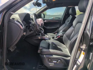 2015 Audi SQ5 Premium Plus z VIN WA1CGAFP1FA139618, wystawiony jako Copart lot #53522835 z przebiegiem 91 418 mil mil oraz Szkody całkowita. Historia ofert i sprzedaży dostępna na DreamBid. Obrazek 7.