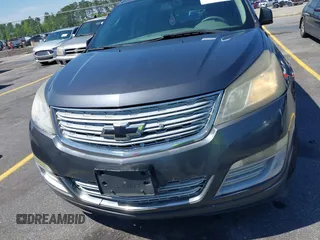 2013 Chevrolet Traverse LS with VIN 1GNKRFKD4DJ116262, listed as a IAAI auction lot 41986384 with 207,213 mi miles. Bid and sale history available at carsss.com. Image 6.