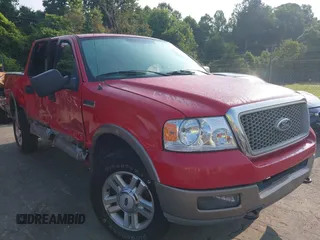 2004 Ford F-150 XLT z VIN 1FTPW14534KD79126, wystawiony jako IAAI lot #42388904 z przebiegiem 223 543 mil mil oraz . Historia ofert i sprzedaży dostępna na DreamBid. Obrazek 1.