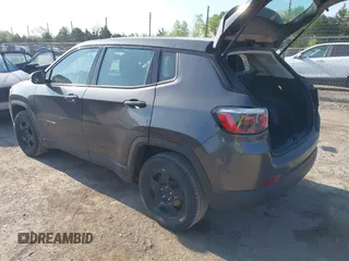 2020 Jeep Compass Sport z VIN 3C4NJCAB9LT220023, wystawiony jako IAAI lot #41999428 z przebiegiem 83 374 mil mil oraz . Historia ofert i sprzedaży dostępna na DreamBid. Obrazek 3.