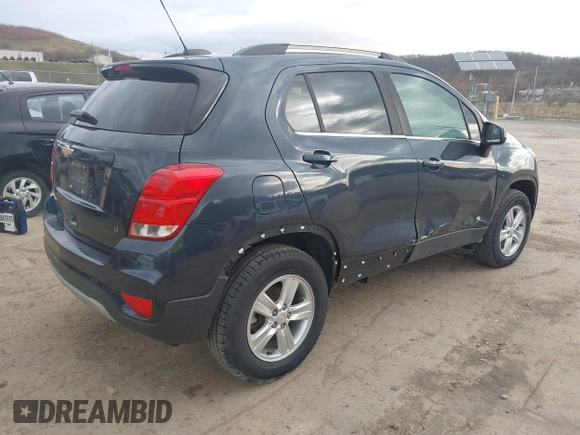 2018 Chevrolet Trax LT with VIN 3GNCJPSB9JL303436, listed as a IAAI auction lot 41836272 with 117,775 mi miles. Bid and sale history available at carsss.com. Image 4.