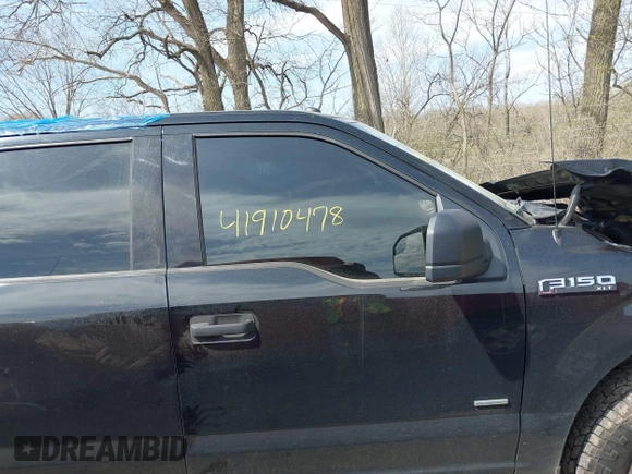 2017 Ford F-150 XL with VIN 1FTEW1EP8HFB36921, listed as a IAAI auction lot 41910478 with 138,201 mi miles. Bid and sale history available at carsss.com. Image 13.