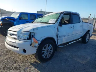 2006 Toyota Tundra SR5 with VIN 5TBET34116S535693, listed as a IAAI auction lot 41117965 with 178,839 mi miles. Bid and sale history available at carsss.com. Image 18.