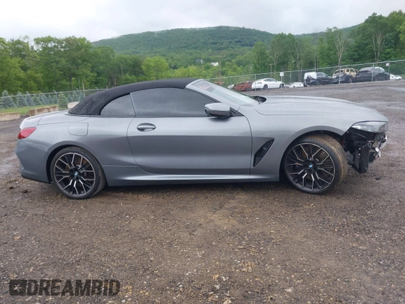 2023 BMW 8 Series 840i with VIN WBADZ2C03PCM89675, listed as a IAAI auction lot 42301276 with 6,289 mi miles and . Bid and sale history available at DreamBid. Image 14.