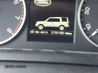 2016 Land Rover LR4 HSE z VIN SALAG2V62GA824572, wystawiony jako IAAI lot #42325449 z przebiegiem 76 180 mil mil oraz . Historia ofert i sprzedaży dostępna na DreamBid. Obrazek 15.